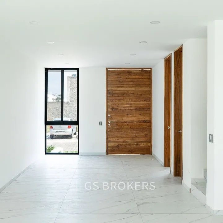 Foto 4 de CASA EN VENTA EN COTO BALUARTE, CASA FUERTE