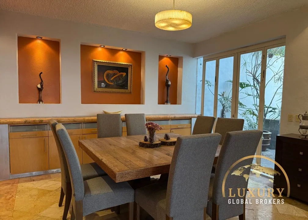 Foto 7 de Enorme Casa en Venta en Ciudad Bugambilias, Zapopan, Jalisco