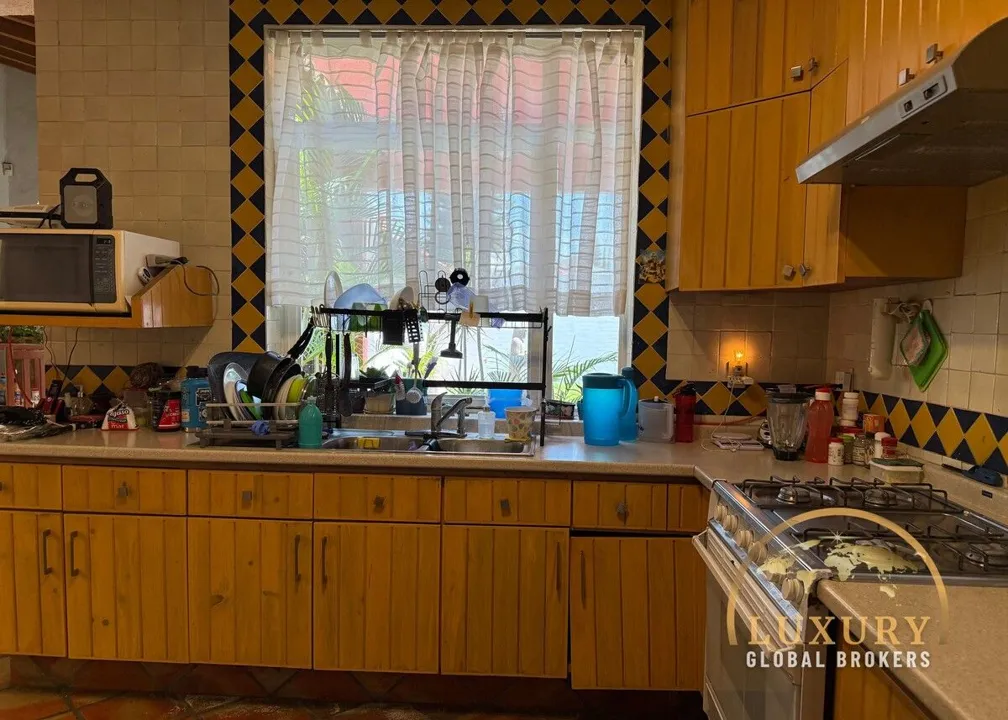 Foto 8 de Enorme Casa en Venta en Ciudad Bugambilias, Zapopan, Jalisco