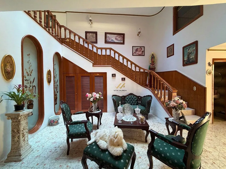 Foto 3 de Casa en Coto Privado Cerca de Plaza del Sol | 5 Recámaras