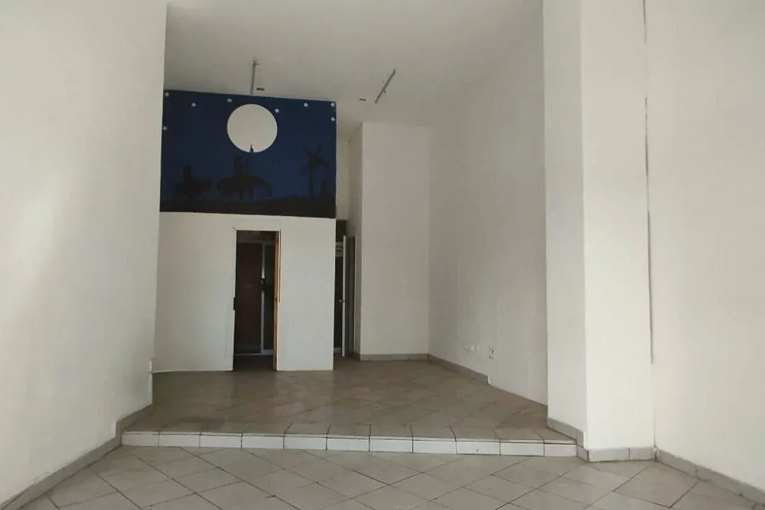 Foto 3 de Local en Venta en Av. La Paz, Colonia Americana