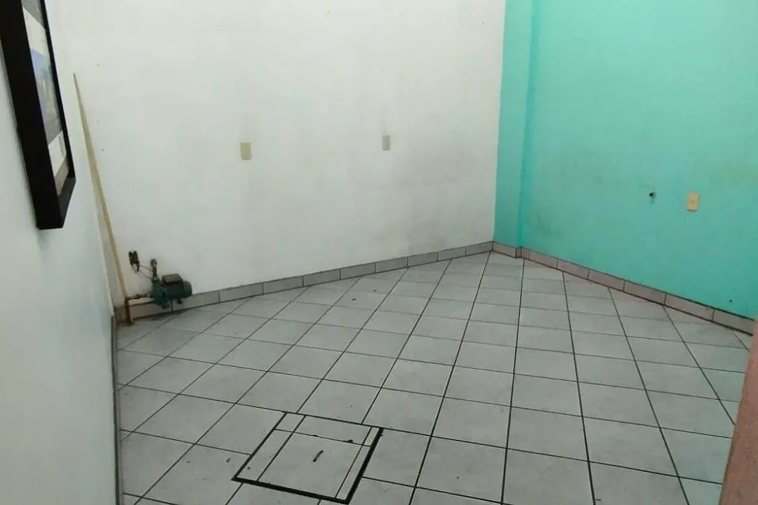 Foto 9 de Local en Venta en Av. La Paz, Colonia Americana