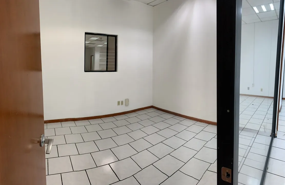 Foto 3 de Local renta, dentro del Hotel Presidente intercontinental, Zapopan |  CLR-OP231