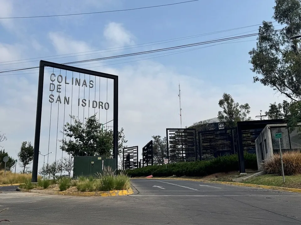 Terreno con Vista en Colinas de San Isidro