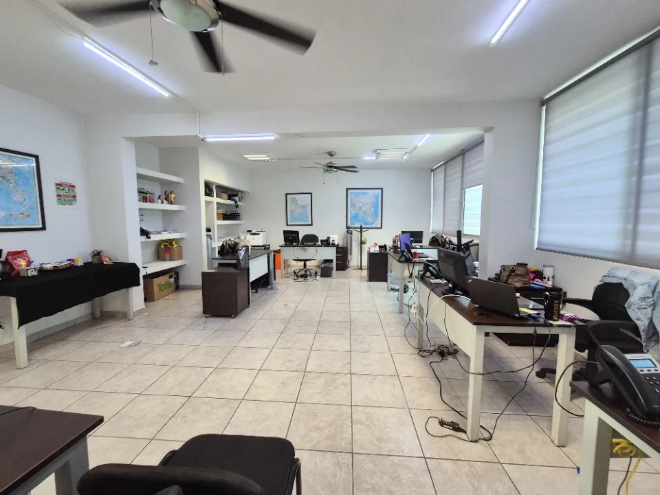 Foto 4 de Casa en venta en Calle Fray Luis De Palacio, Ladron De Guevara, Guadalajara