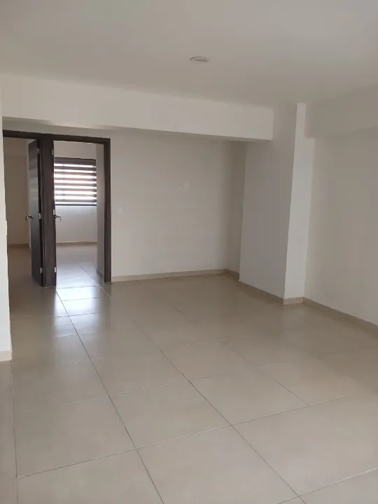 Foto 4 de Departamento en venta en Calle Constancia, Real, Guadalajara