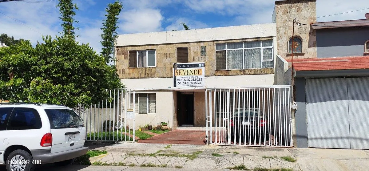CASA EN VENTA EN RESIDENCIAL VICTORIA