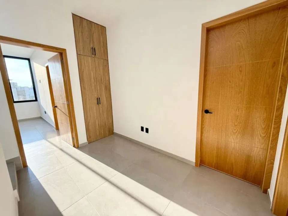 Foto 9 de Casa en venta en Avenida Madeiras, Capital Norte, Zapopan