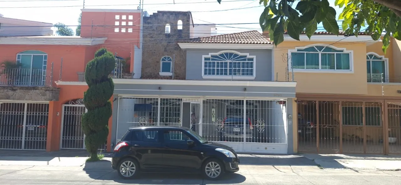 Casa en venta en Joaquín Fernández de Lizardi, Lomas Universidad, Zapopan