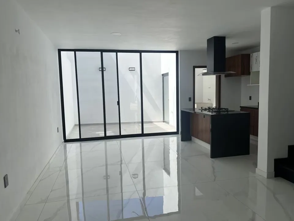 Foto 4 de CASA EN RESIDENCIAL TANCÍTARO EL COLLI, ZAPOPAN