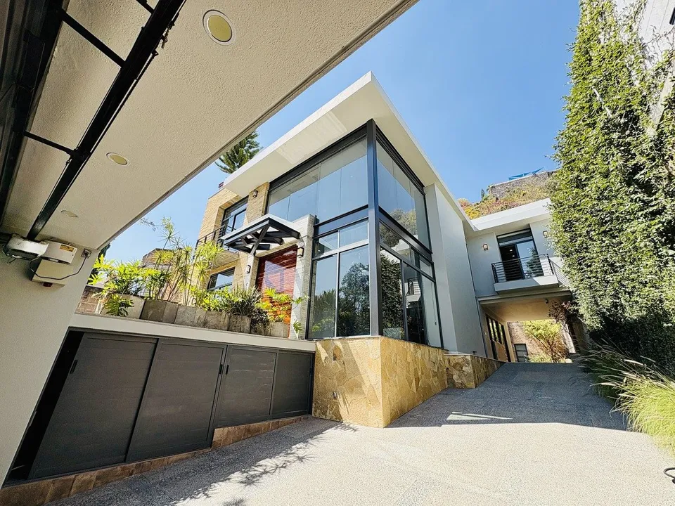 Foto 2 de Residencia en Venta, El Palomar, Sección Jockey Club, Tlajomulco de Zúñiga, Jal