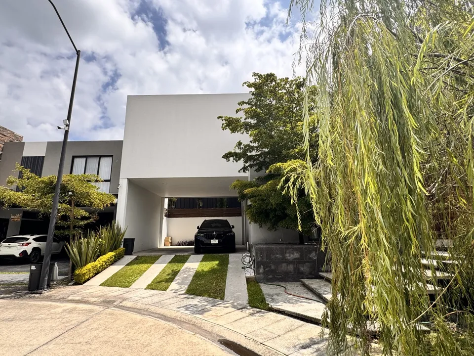 Foto 2 de Casa en Venta en Mitica Residencial (Recorrido Virtual)