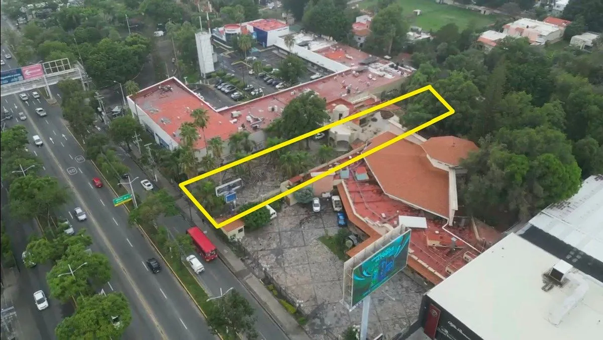 Foto 5 de TERRENO COMERCIAL PREMIUM EN RENTA SOBRE AV. LÓPEZ MATEOS SUR
