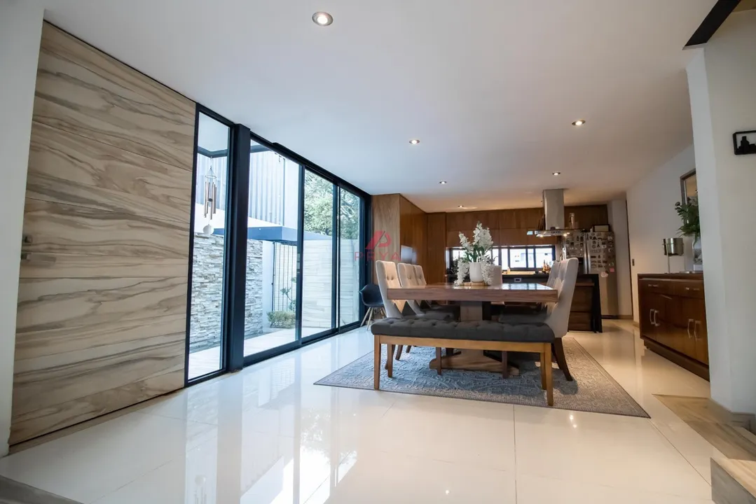 Foto 5 de Propiedad en VENTA - Boulevard Quintanar de la Rioja 190, Fraccionamiento La Rioja, 45645 Tlajomulco