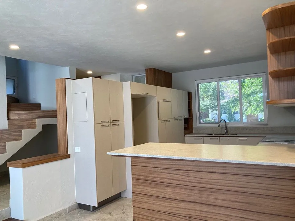 Foto 2 de Casa en Venta en Coto Roble, Bosques Vallarta, Zapopan