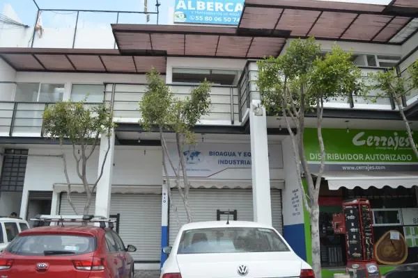 Edificio en venta en Conin, El marques, San Isidro Miranda