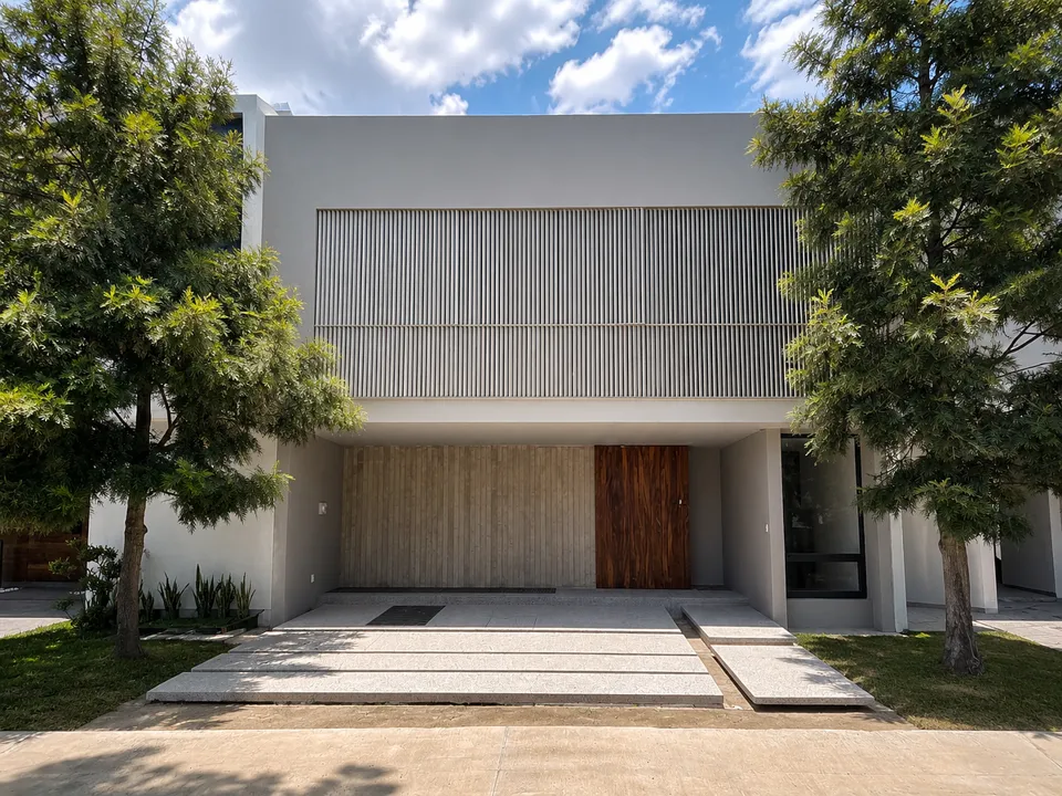 ESPECTACULAR CASA CON 3 RECAMARAS AMPLIAS RODEADA DE NATURALEZA