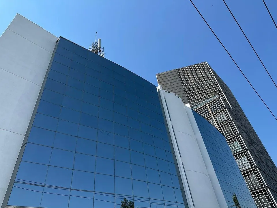Oficinas disponibles Av. Patria y Américas.