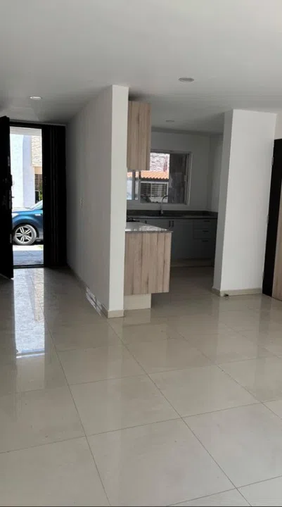 Foto 3 de CASA EN VENTA EN PARQUES DE TESISTÁN – COTO TIERRA, ZAPOPAN
