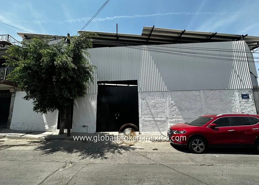 Foto 2 de Bodega Nueva en Venta, Santa María Tequepexpan, Tlaquepaque, Jalisco