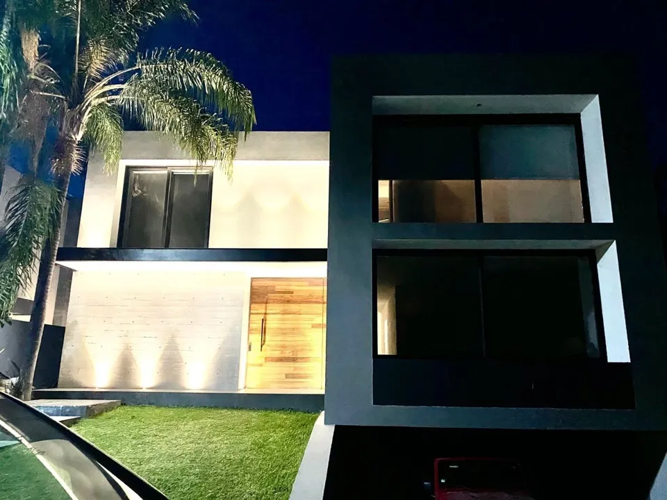 Foto 2 de Casa en venta dentro de coto en Puerta de Hierro Zapopan