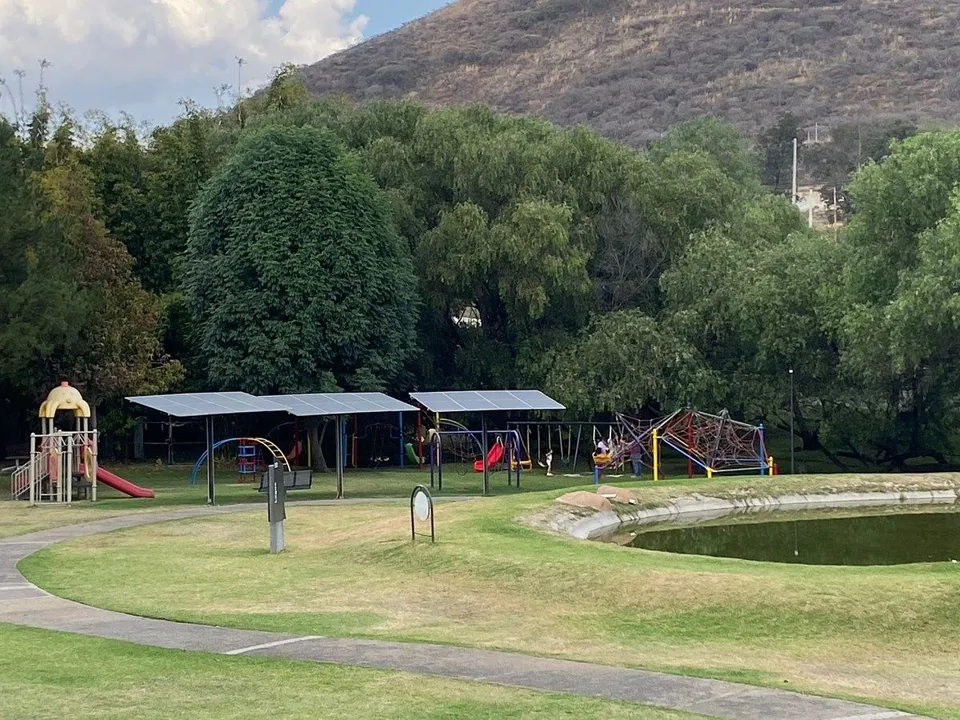 Foto 2 de Terreno en venta en Condominio Senderos de Monteverde, Tlajomulco