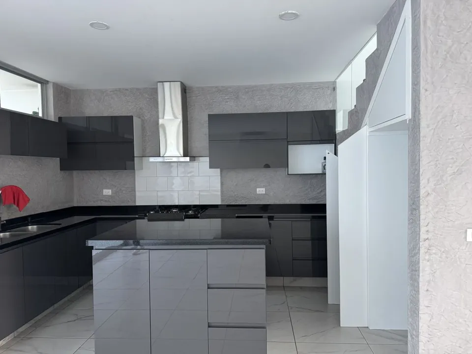 Foto 2 de CASA EN VENTA CASA FUERTE TLAJOMULCO DE ZUÑIGA, JAL.