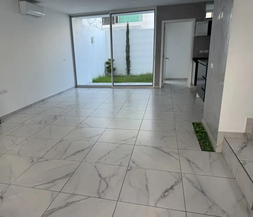 Foto 4 de CASA EN VENTA CASA FUERTE TLAJOMULCO DE ZUÑIGA, JAL.