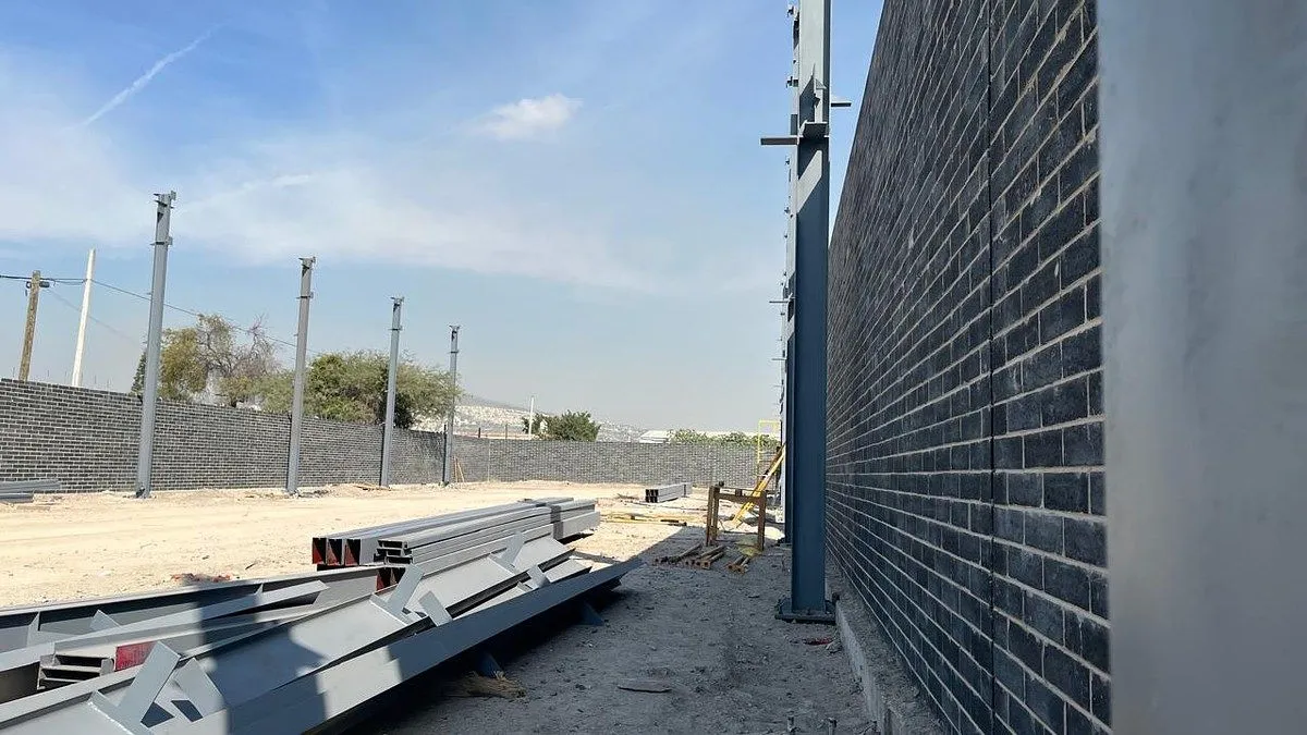 "Bodegas NUEVAS en Renta en Tlaquepaque" dentro de parque Industrial