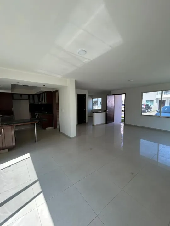 Foto 6 de Hermosa casa en esquina en Nueva Galicia Coto Andalucía