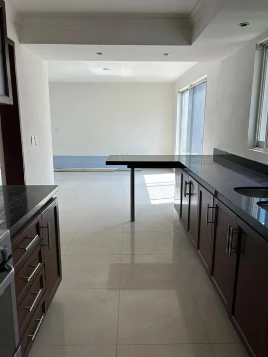 Foto 8 de Hermosa casa en esquina en Nueva Galicia Coto Andalucía