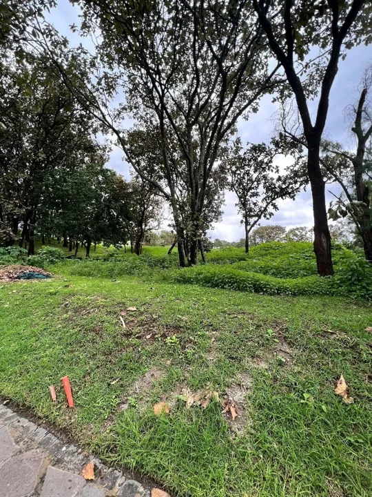 HERMOSO TERRENO JUNTO A CAMPO DE GOLF CATEGORIA AAA