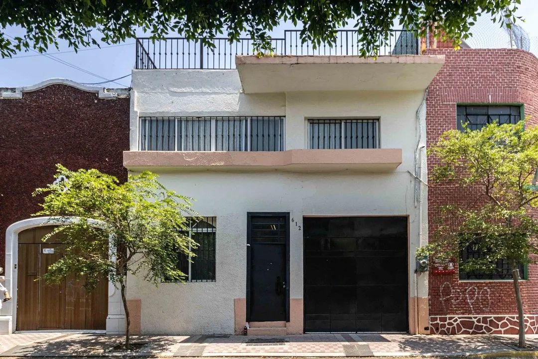Se Vende Propiedad con Uso Mixto en Guadalajara Centro