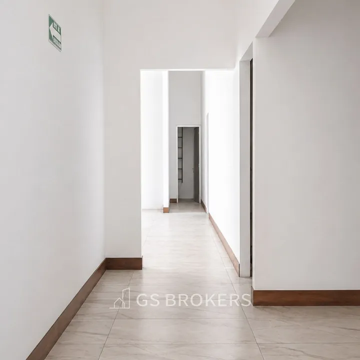 Foto 5 de Local Comercial 36 en Venta | Silver Center -Technology Park