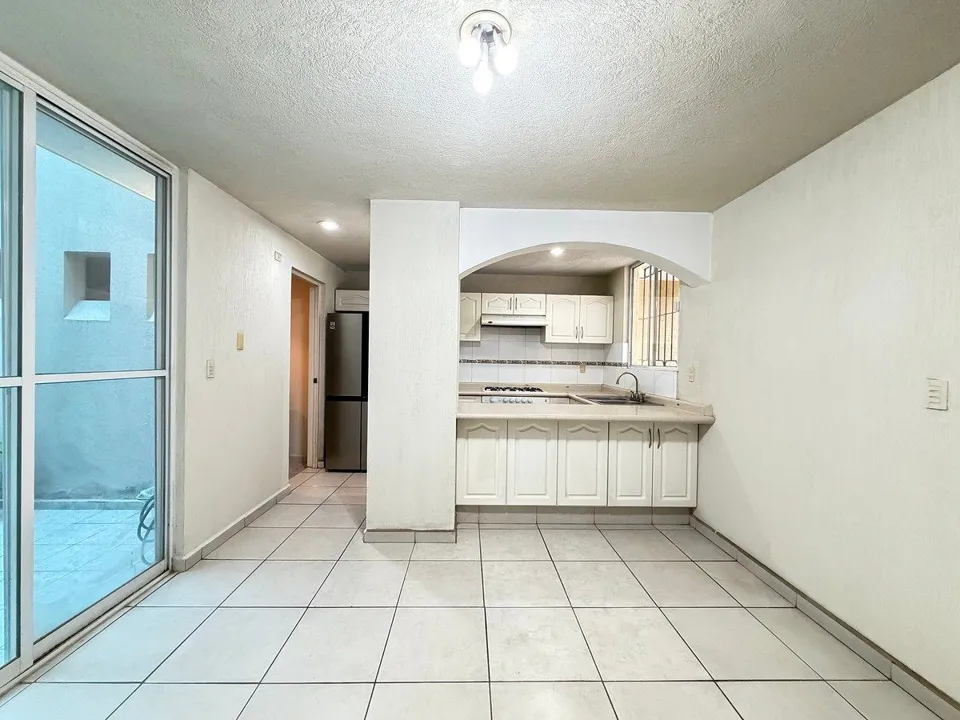 Foto 3 de Casa en Venta en Residencial Santa Fe | Frente a Parque | Junto al ITEA