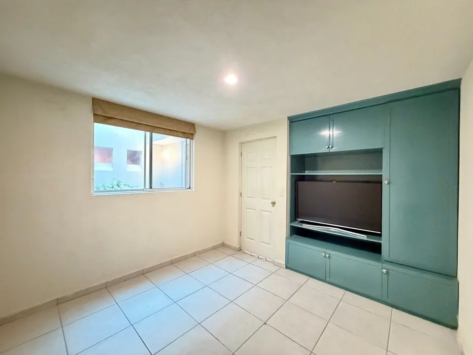 Foto 7 de Casa en Venta en Residencial Santa Fe | Frente a Parque | Junto al ITEA