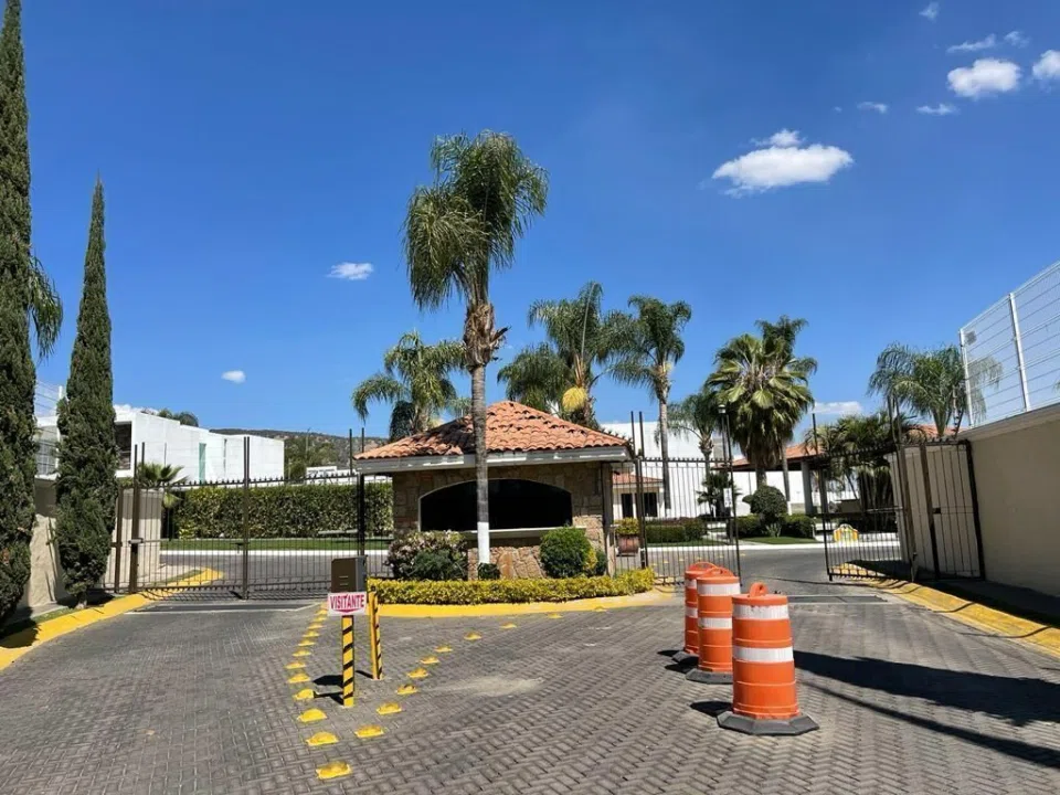 Foto 2 de Terreno en Venta , Tlajomulco de Zuñiga , Jalisco
