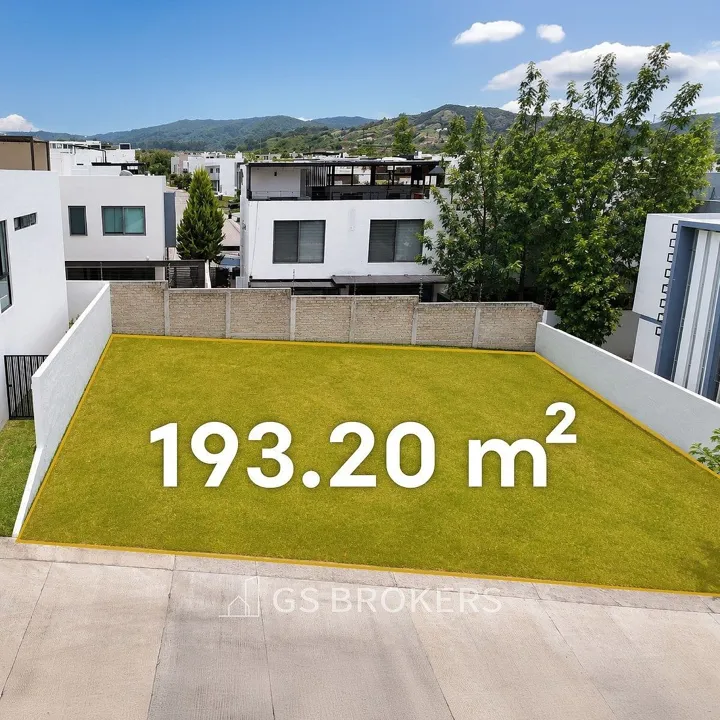 Foto 5 de Terreno en Venta en Los Robles Residencial, Zapopan, Jalisco