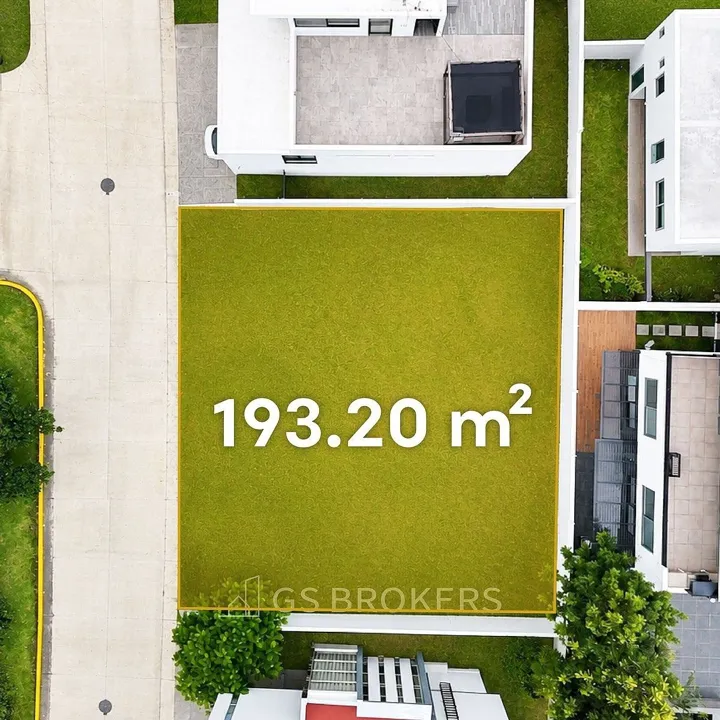 Foto 6 de Terreno en Venta en Los Robles Residencial, Zapopan, Jalisco