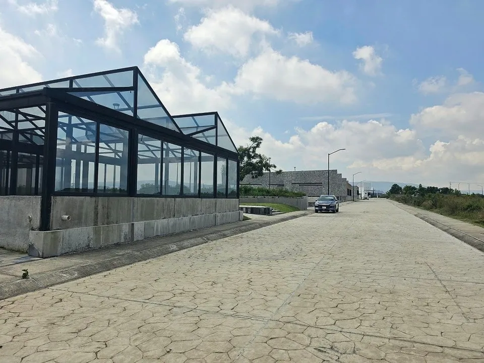 Foto 2 de Terreno en Venta en La Venta del Astillero, Zapopan | Huertos Urbanos Hábitat