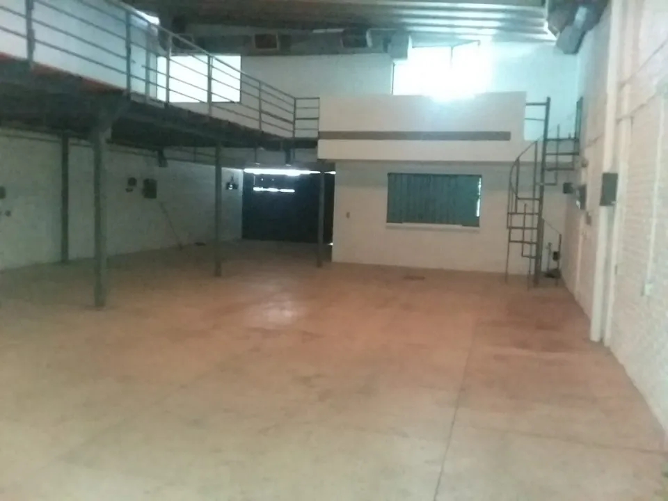 Foto 4 de Bodega Comercial en renta en Santo Tomás, Santa María, Guadalajara
