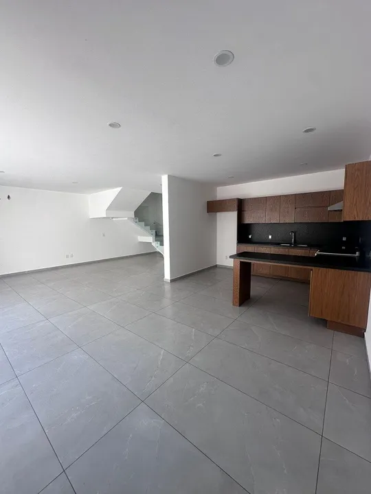 Foto 4 de Casa en renta en Solares