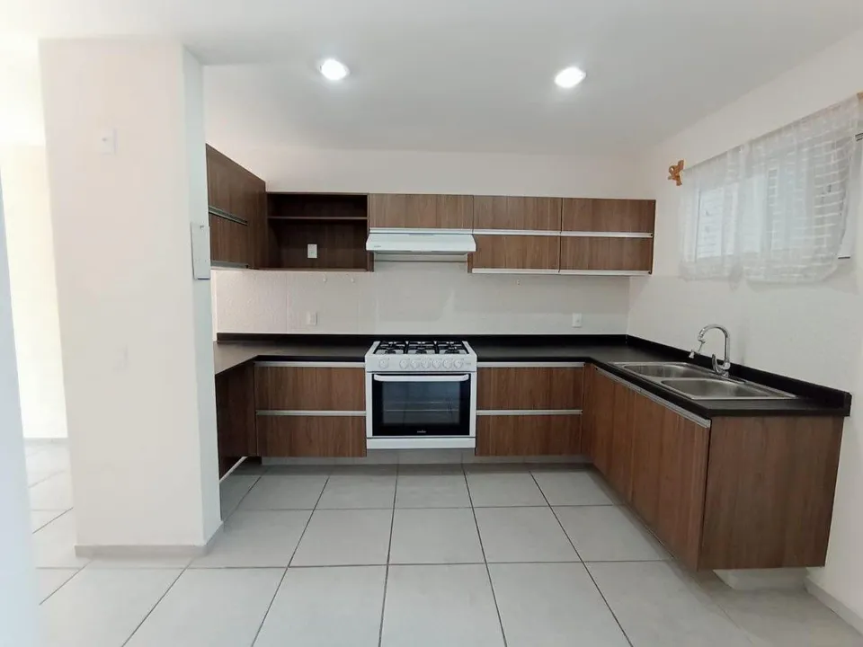 Foto 4 de Amplia Casa Nueva en Coto en Tonala, Jalisco en Venta $2´850,000-- 3 rec · 80.00