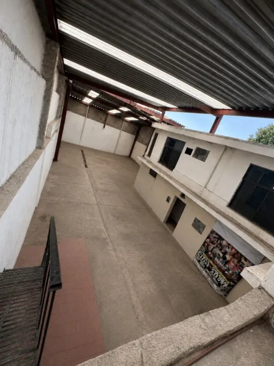 Foto 2 de Bodega Comercial en venta en Avenida Francisco Javier Mina, Oblatos, Guadalajara