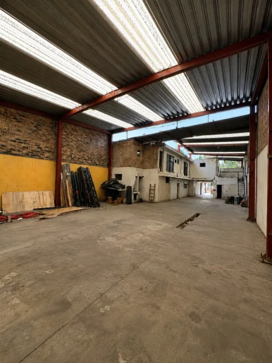 Foto 4 de Bodega Comercial en venta en Avenida Francisco Javier Mina, Oblatos, Guadalajara