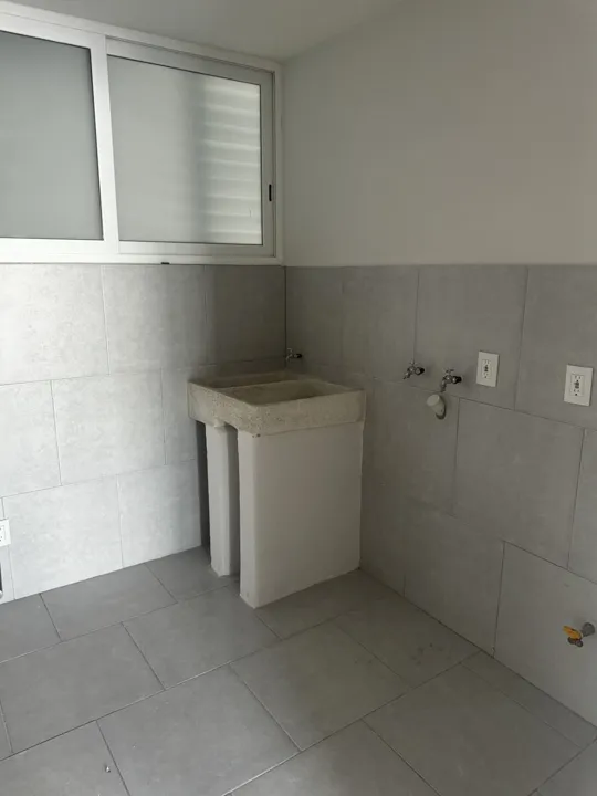 Foto 4 de Departamento en venta en Hispania en Fracc. La Rioja