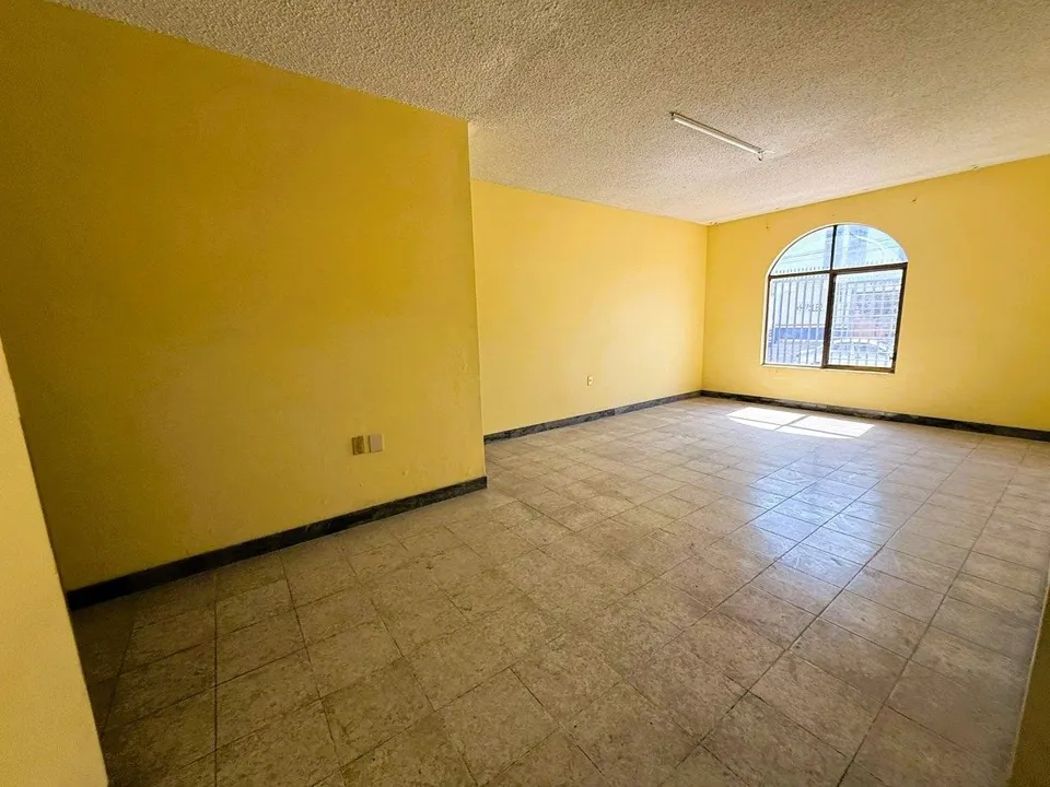 Foto 5 de Oficina en Venta en Revolución, Tlaquepaque.