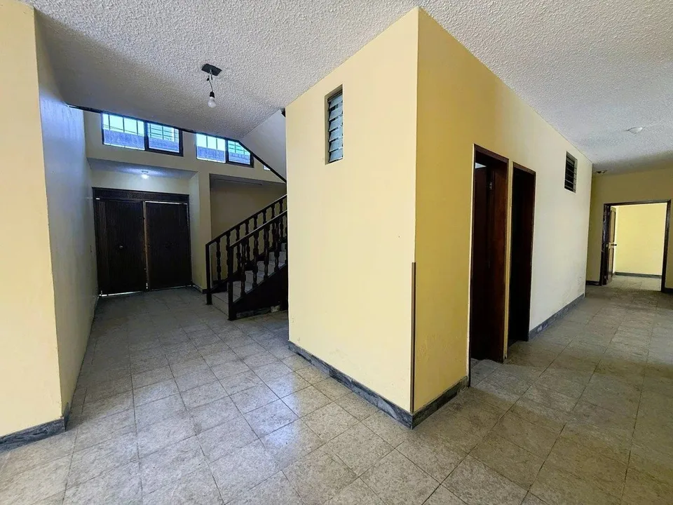 Foto 6 de Oficina en Venta en Revolución, Tlaquepaque.