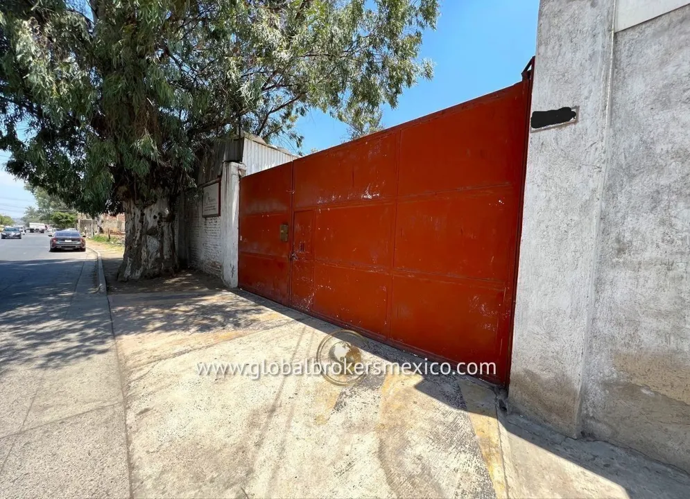 Foto 4 de Excelente Bodega con Amplio Terreno de Maniobras en Santa Paula, Tonala, Jalisco