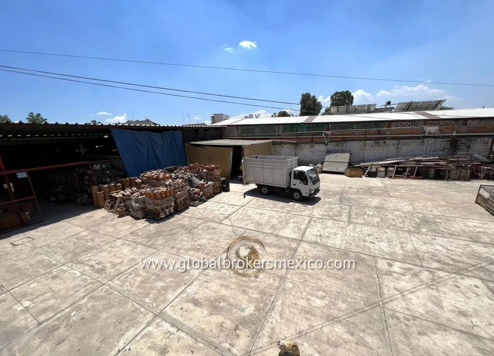 Foto 6 de Excelente Bodega con Amplio Terreno de Maniobras en Santa Paula, Tonala, Jalisco